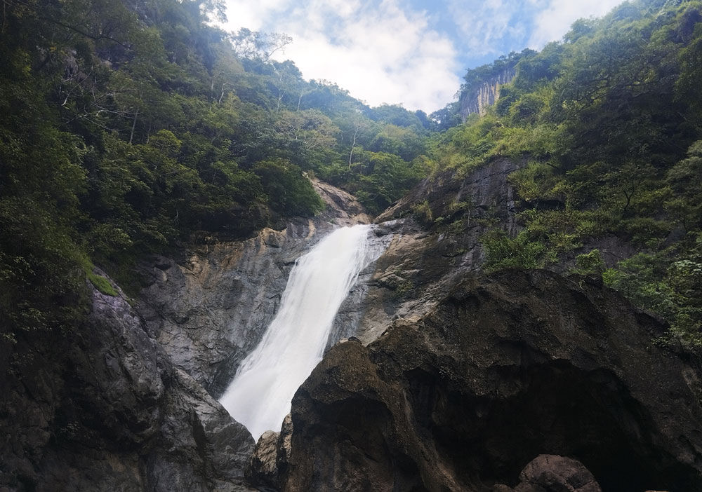 Nadsadjan Falls